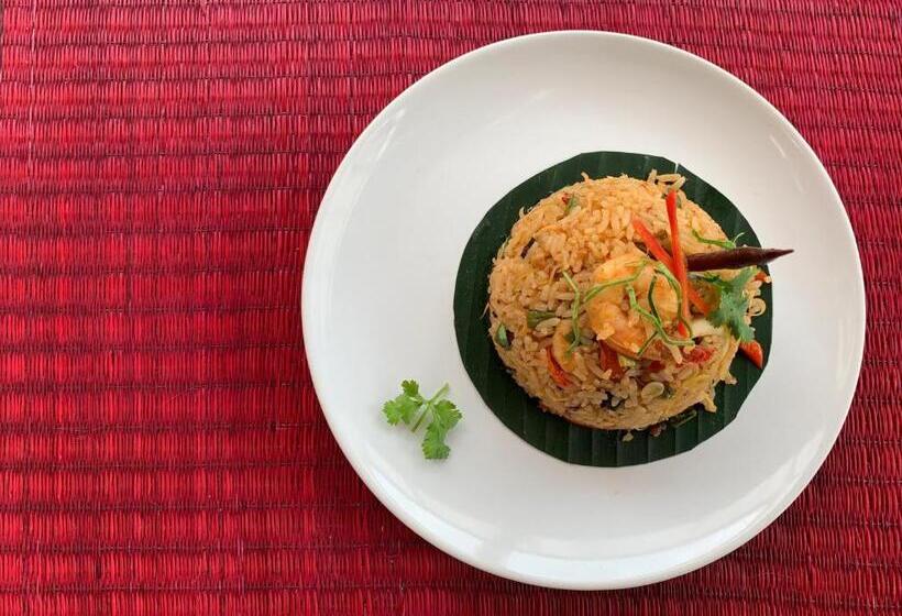 Chanchaolao Beach Resort