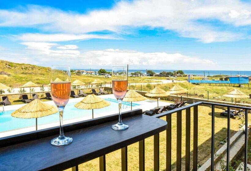 هتل Kotinos Beach