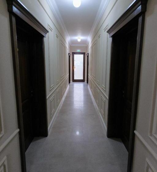 Отель Villa Ovidiu