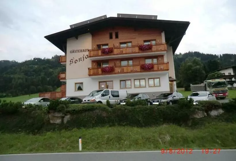 Majatalo Gästehaus Sonja