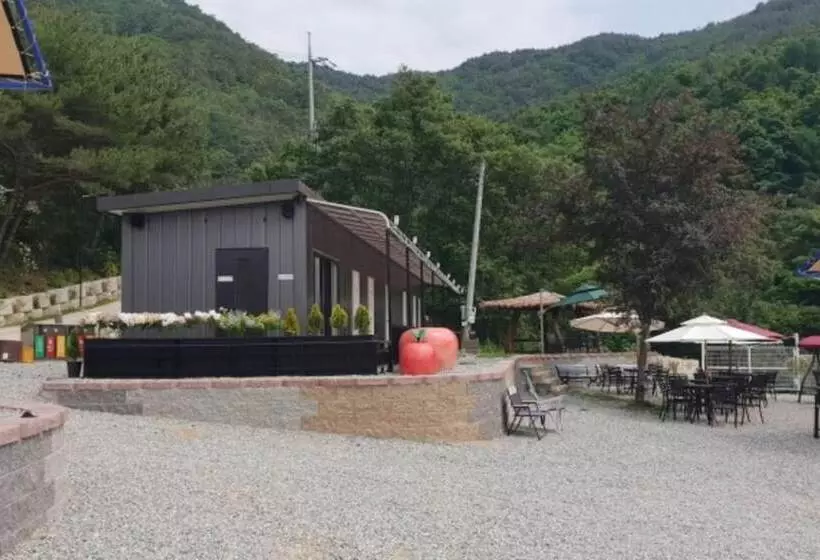 Hotelli Andong Sunrise Glamping