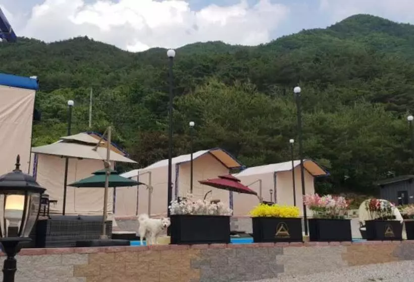 Hotelli Andong Sunrise Glamping