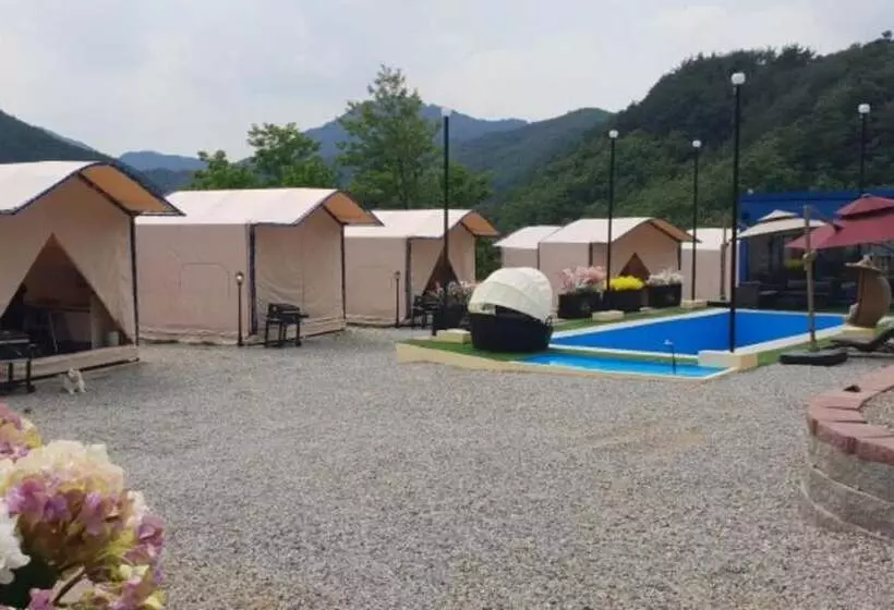 Hotelli Andong Sunrise Glamping