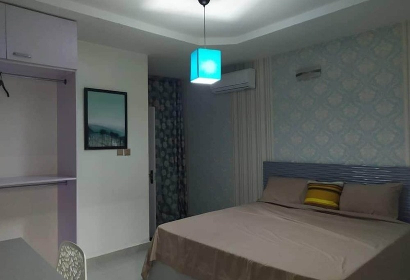 هتل Lush Terraces