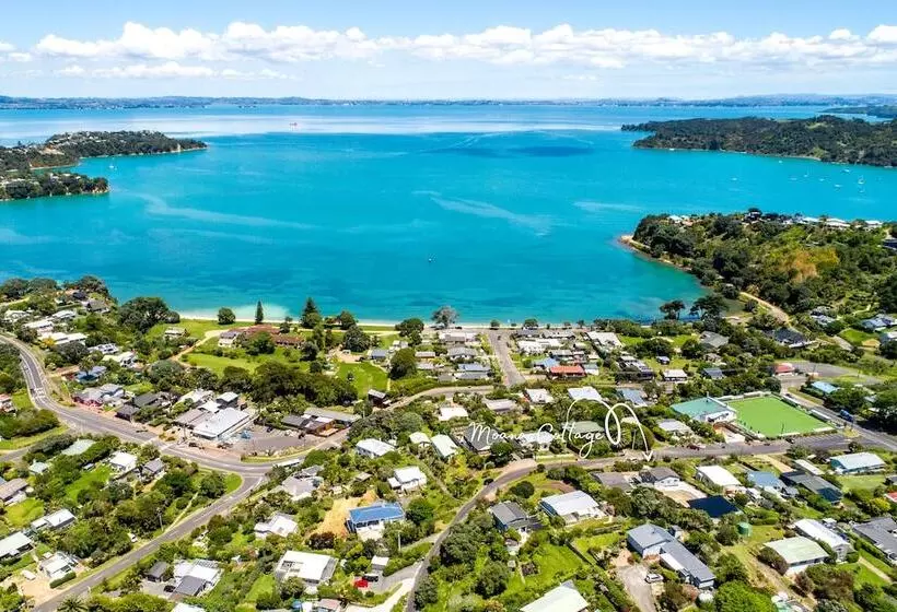 Hotelli Moana Cottage