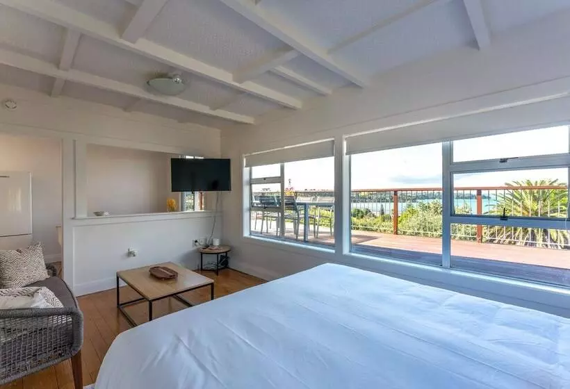 Hotelli Moana Cottage