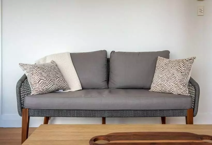 Hotelli Moana Cottage