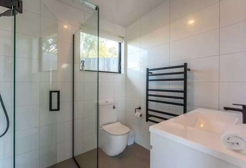 Hotelli Moana Cottage