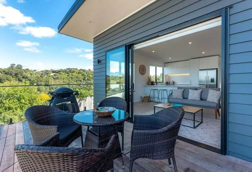 Hotelli Moana Cottage