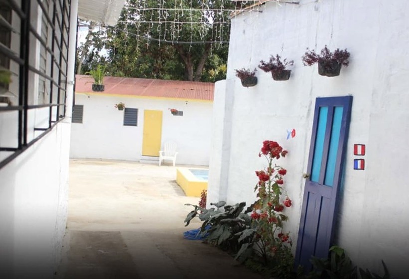 בית מלון כפרי Nahui Hostal