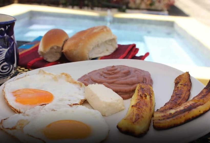 בית מלון כפרי Nahui Hostal