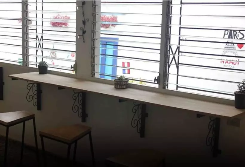 ホテル Nahui Hostal