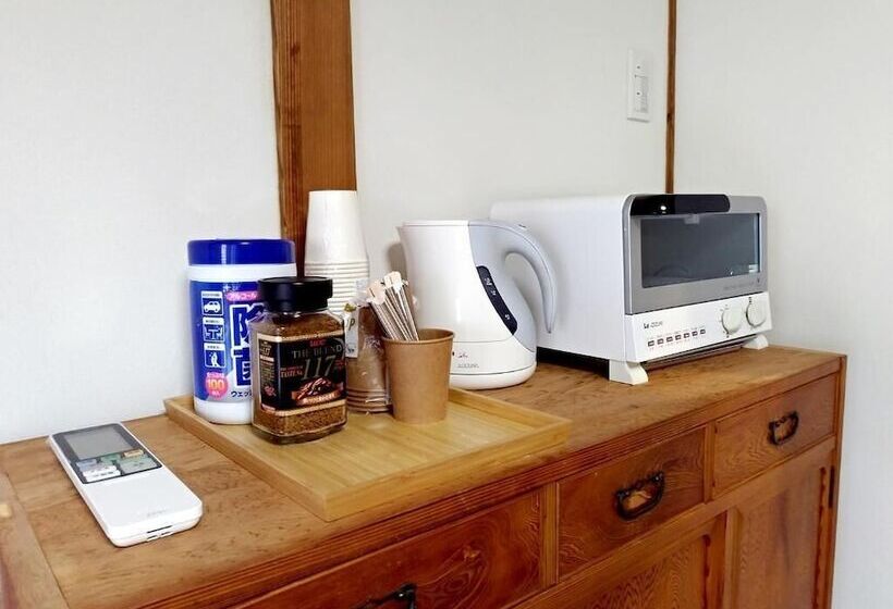 בית מלון כפרי Tips Hostel