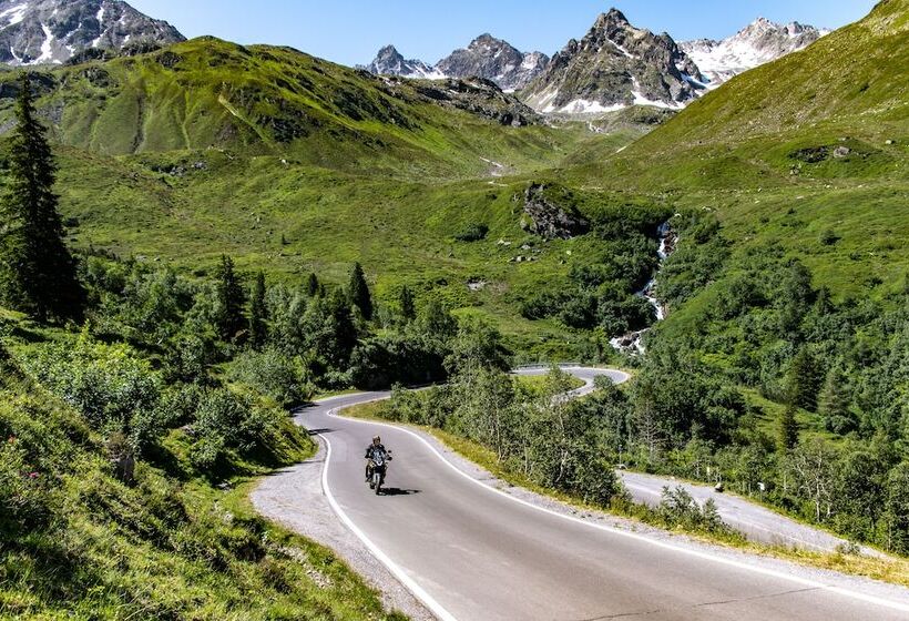 هتل Apart Vivaldi