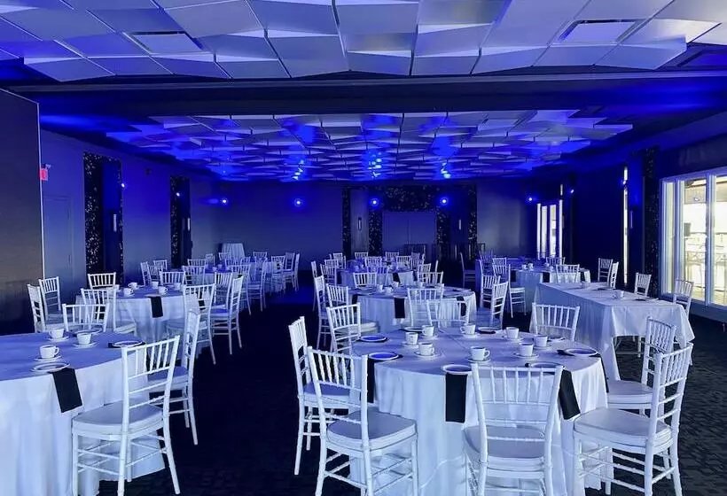 Hotelli Hôtel De La Rive