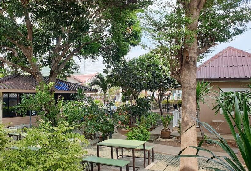 Hotel Samanta By The Sea