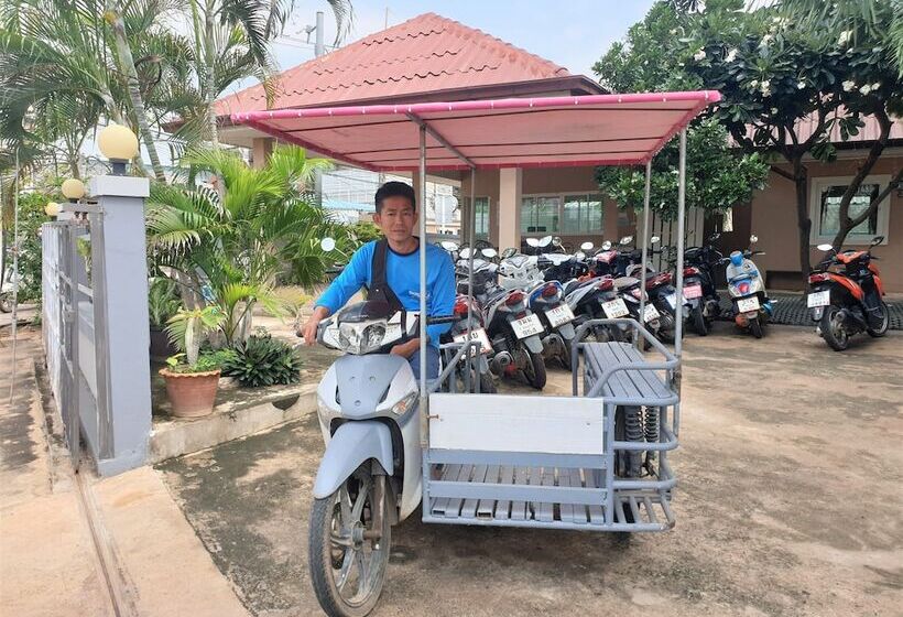 Hotel Samanta By The Sea