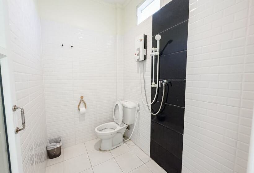 Hotel Samanta By The Sea