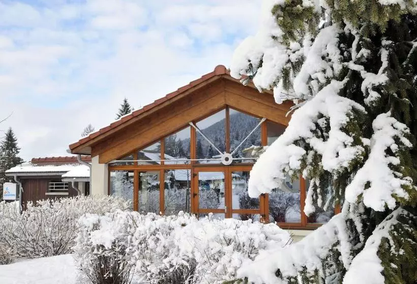 Hotelli Azureva Métabief