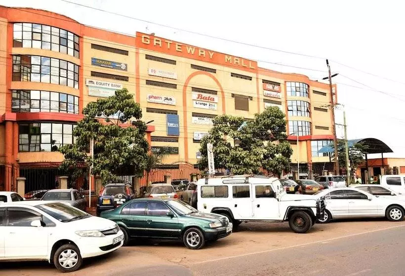 هتل Jkia Airport Side Apartment