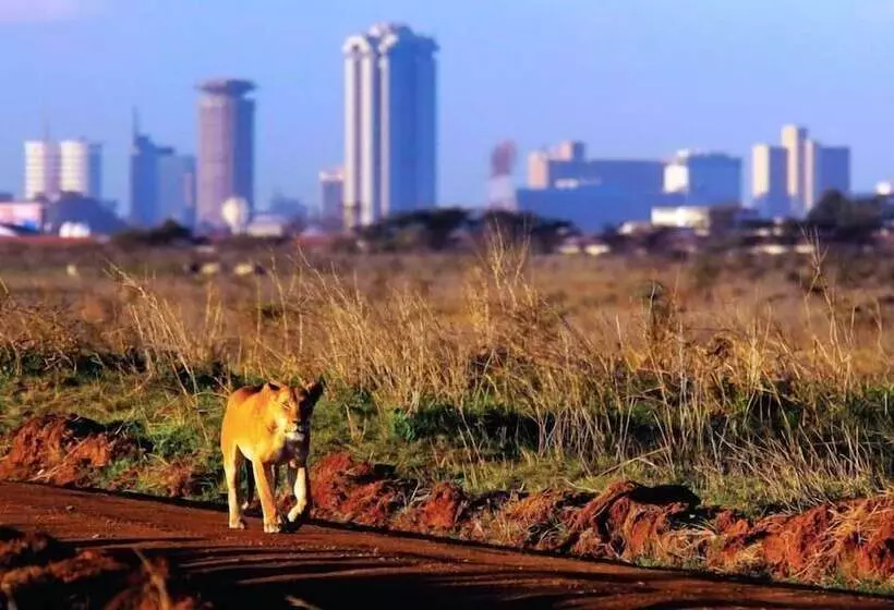 هتل Jkia Airport Side Apartment