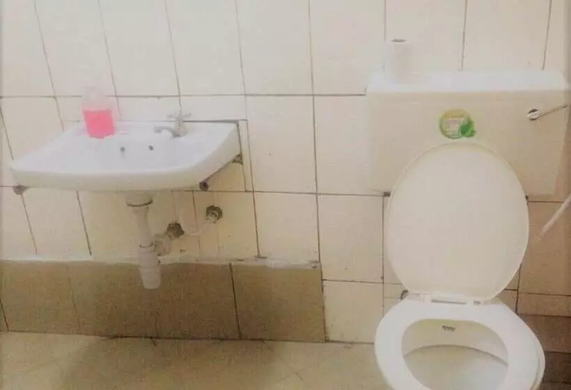 هتل Nairobi Transit Lounge