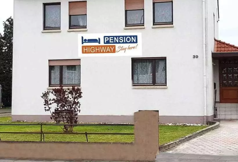 Hotelli Pension Highway Bünde