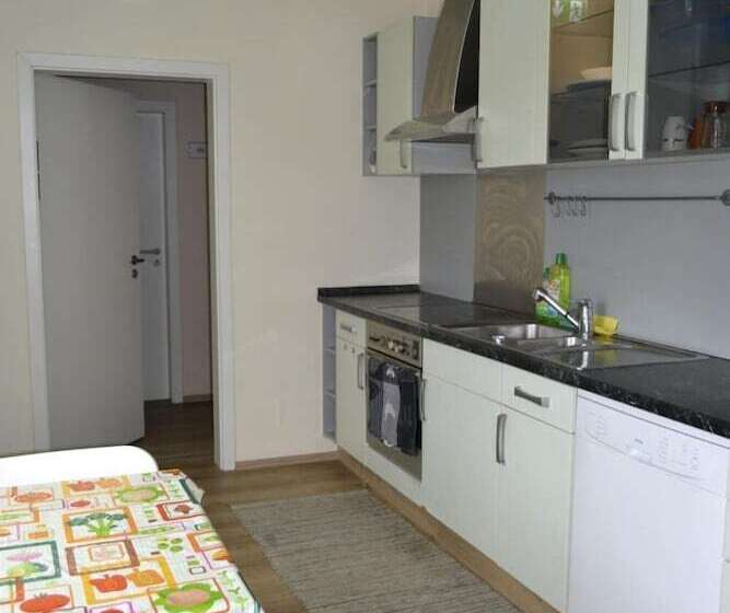 Отель Pension Highway Bünde