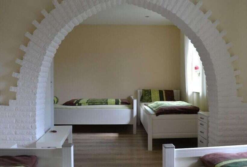 Отель Pension Highway Bünde