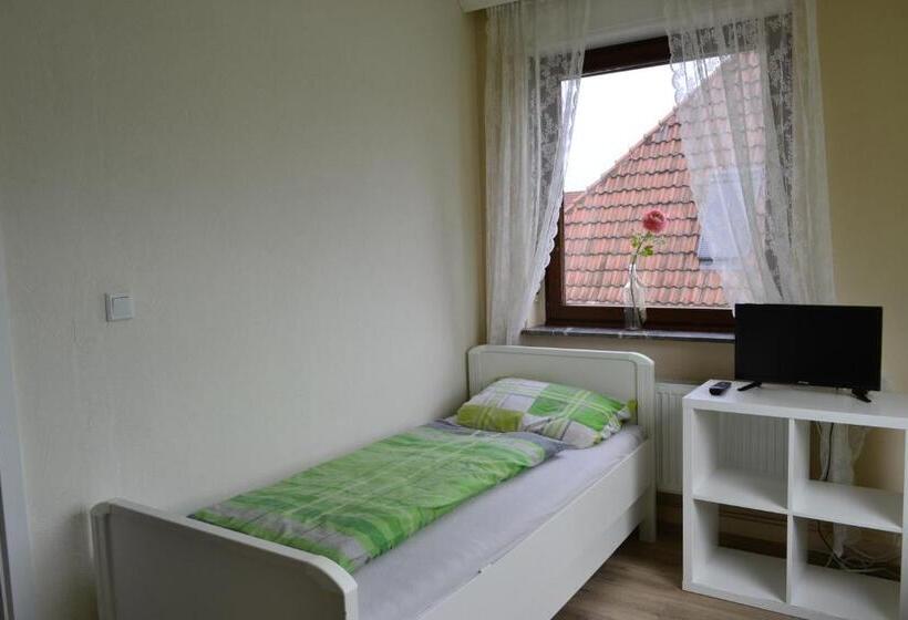 Отель Pension Highway Bünde