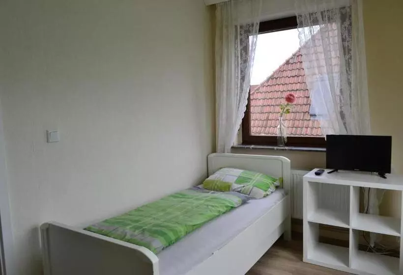 Hotelli Pension Highway Bünde