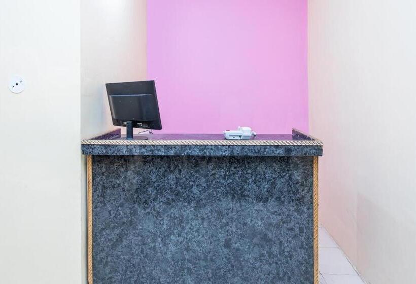 Отель Decision By Oyo Rooms