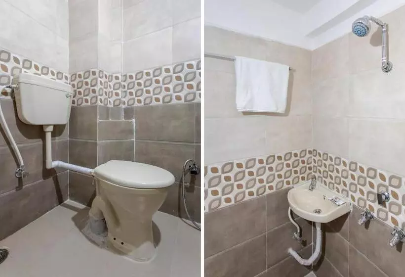 ホテル Decision By Oyo Rooms