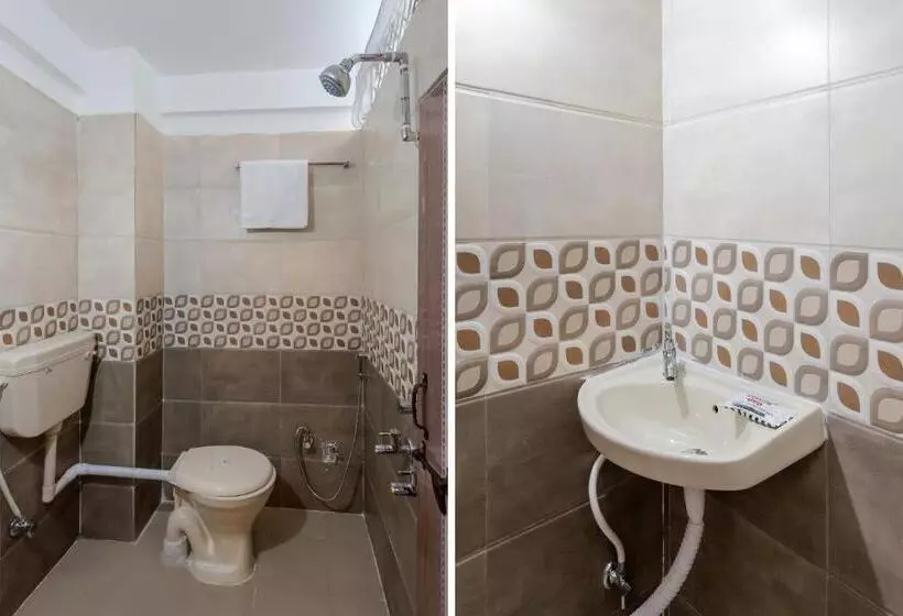 ホテル Decision By Oyo Rooms