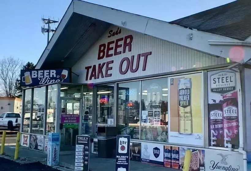 Hotelli Neshaminy Inn