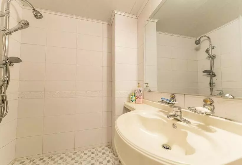 Hotelli Pocheon Phoenix