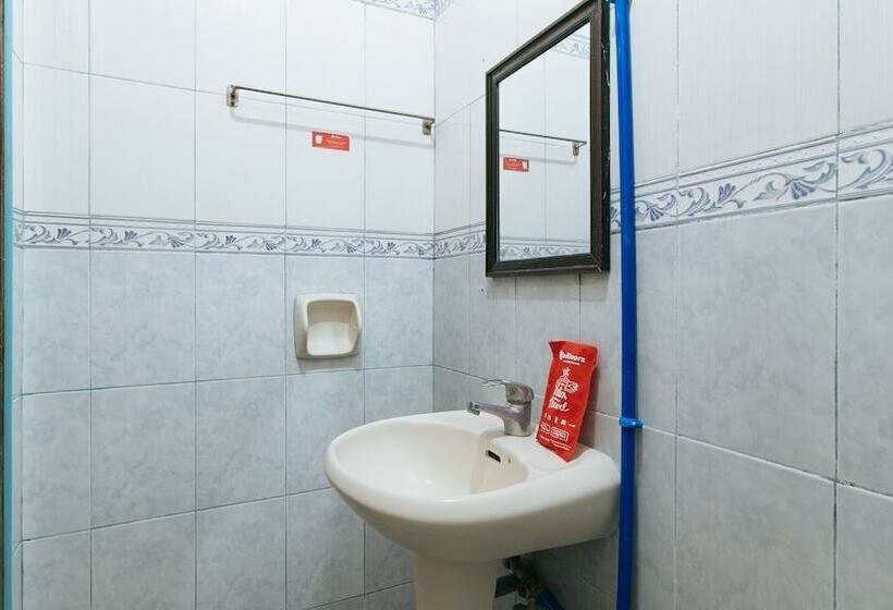 Otel Reddoorz @ Sampaloc Inn Tanay Rizal