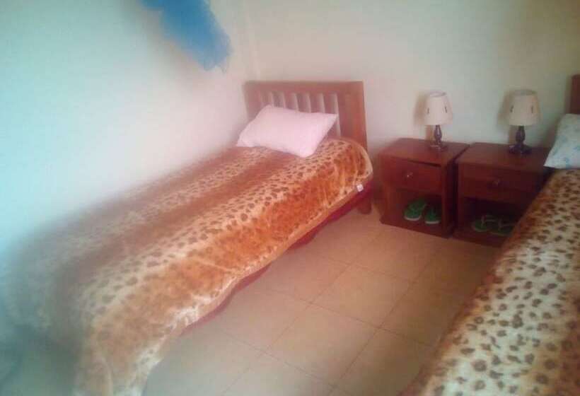 هتل The Trade Centre Guest House