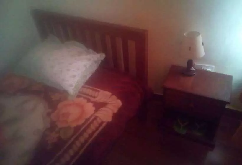 هتل The Trade Centre Guest House