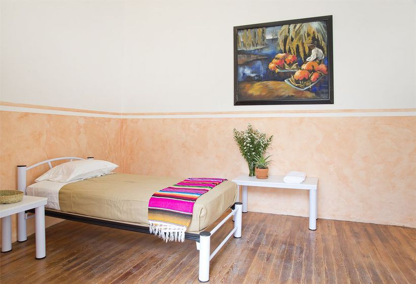 ユースホステル Casa San Ildefonso