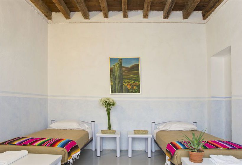 ユースホステル Casa San Ildefonso