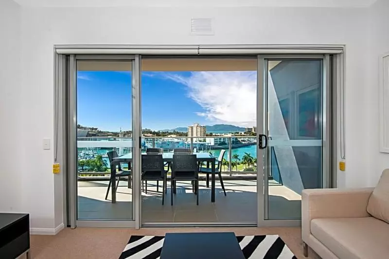 Allure Hotel & Apartments