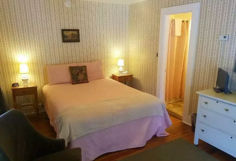 Bed and Breakfast Bartlett Inn