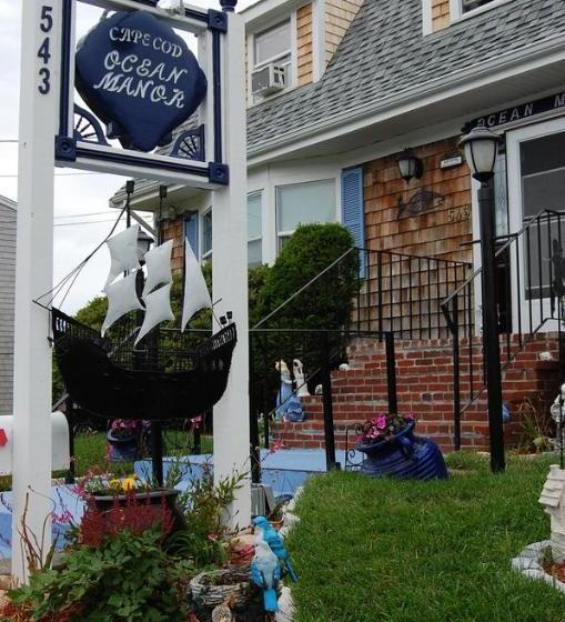 تختخواب و صبحانه A Cape Cod Ocean Manor Inn