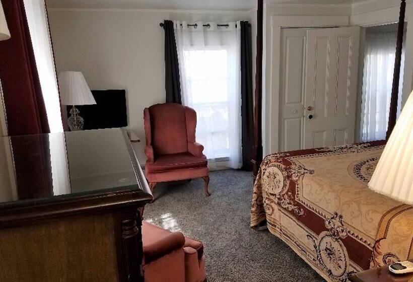 민박 Chetwynd House Inn