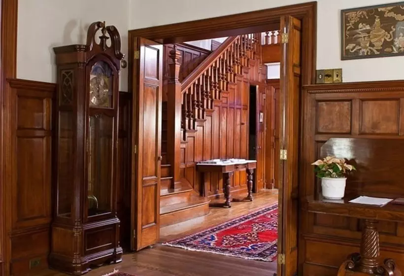 Bed and Breakfast Manor House Inn