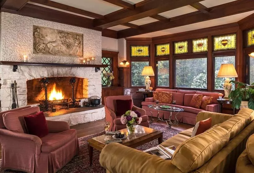 Bed and Breakfast Manor House Inn