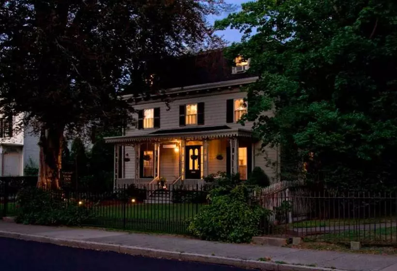 ベッドアンドブレックファースト Marshall Slocum Inn