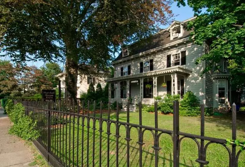 ベッドアンドブレックファースト Marshall Slocum Inn