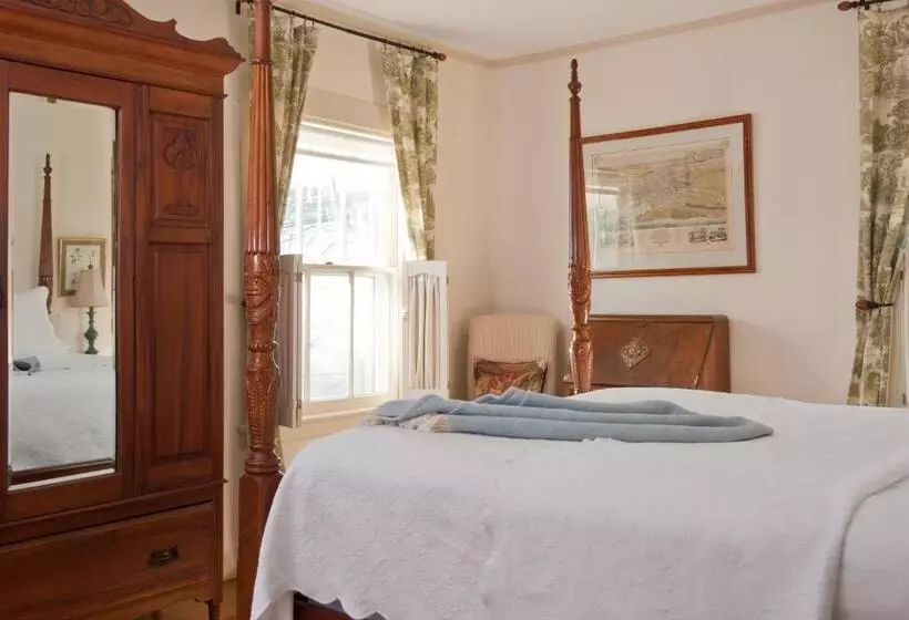 ベッドアンドブレックファースト Marshall Slocum Inn